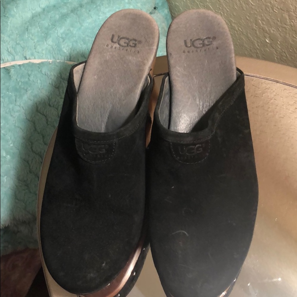Ugg mules